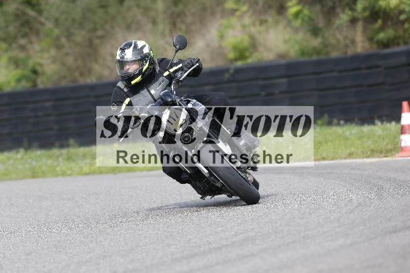 Archiv-2025/53 16.09.2025 Track Day Domi Aegerter ADR/Gruppe gelb/117